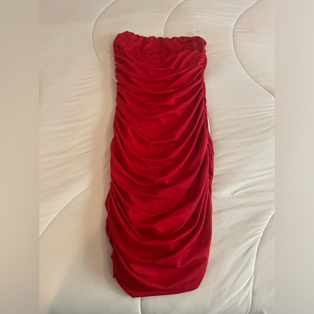 NWT Alive Girl red ruched dress size small